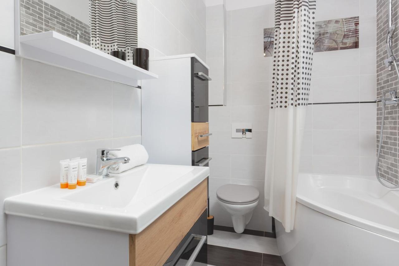 Apartment Na Zakolu Wisly By Noclegi Renters Krakkó Kültér fotó